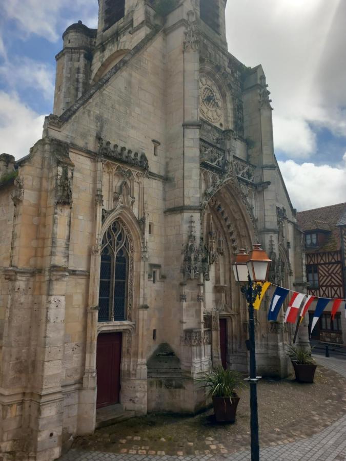 Appartamento Le Leon Honfleur Esterno foto