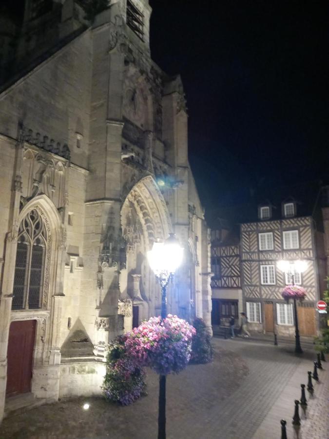 Appartamento Le Leon Honfleur Esterno foto